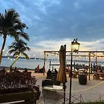 Golden Tree @ Country Garden Danga Bay
