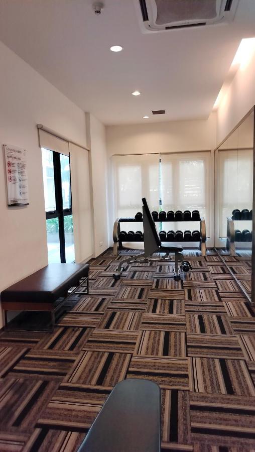 Golden Tree @ Country Garden Danga Bay Apartment