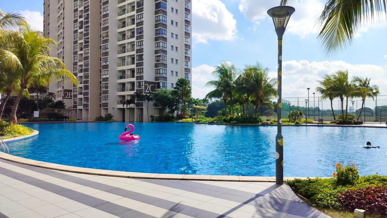 Golden Tree @ Country Garden Danga Bay Apartment Johor Bahru